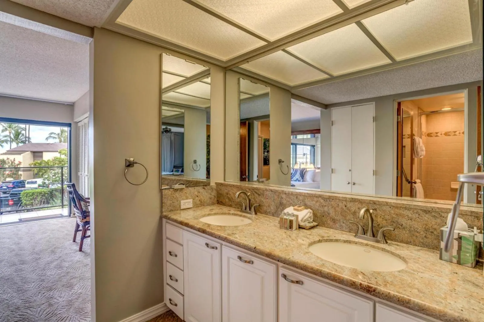 Apartment Kbm Resorts Free Car Wailea Elua Village Wev-2103 Spacious With Ocean Views United States